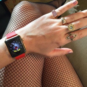 Lucky Celebs First to Sport Apple Watches